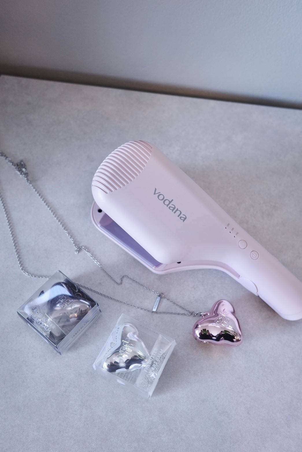 VODANA ヘアアイロン