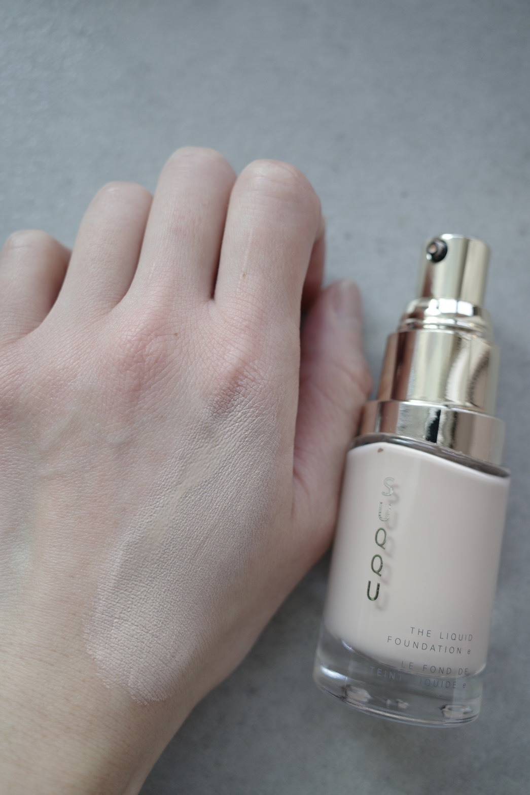 SUQQU リキッドファンデーション