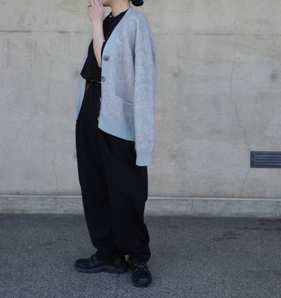 acnestudiosのモヘアカーディガン