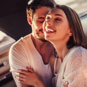 同時に二人の男性を好きになった!選べない女性が持つべき視点4つ