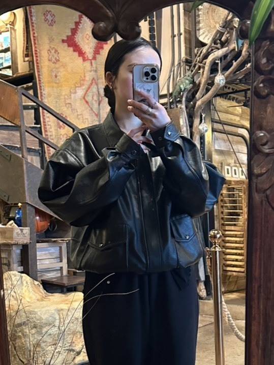 レザーブルゾン