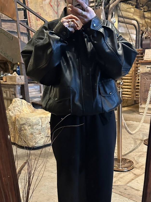 レザーブルゾン