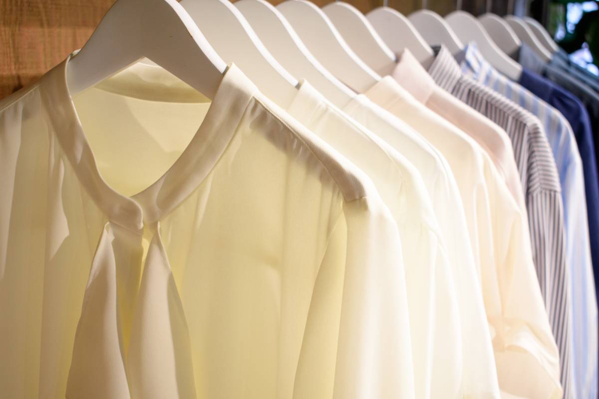 ふんわりブラウス