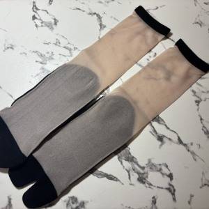 【3COINS】画期的すぎる……！見つけたら買うべき「注目ソックス」