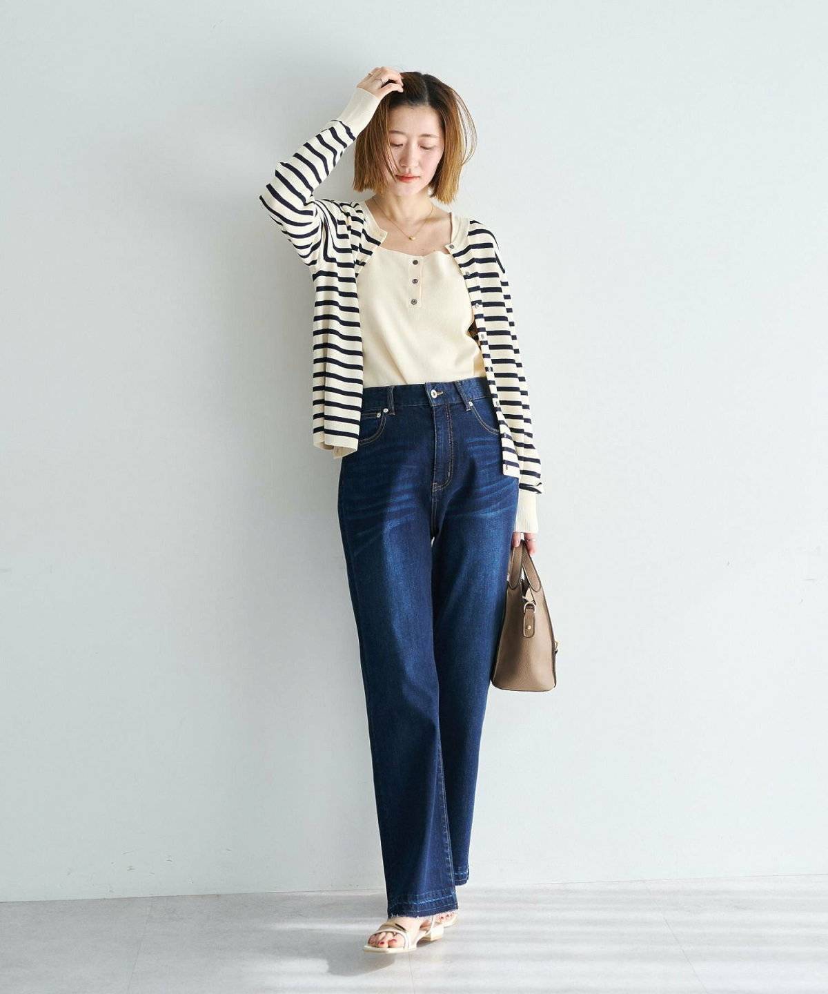 紫外線対策カーディガンスタイル