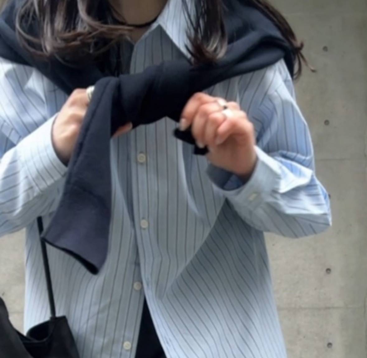 グローバルワーク ストライプブルーシャツ