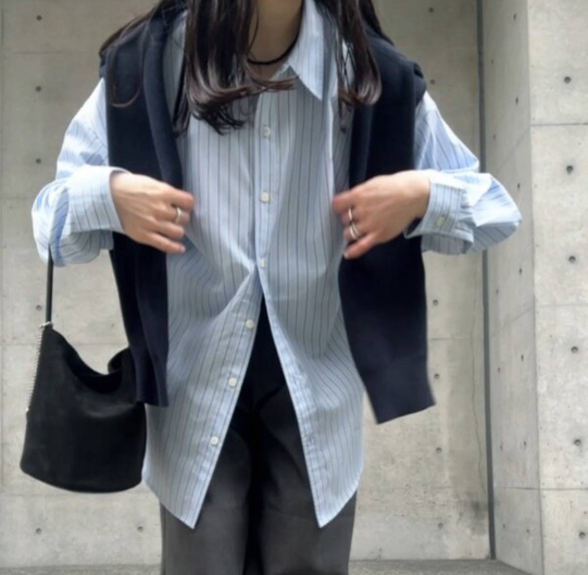 グローバルワーク ストライプブルーシャツ