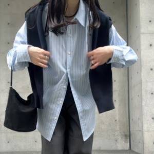 一枚で清潔感アップ！好印象コーデに仕上がる「グローバルワーク」のブルーシャツ