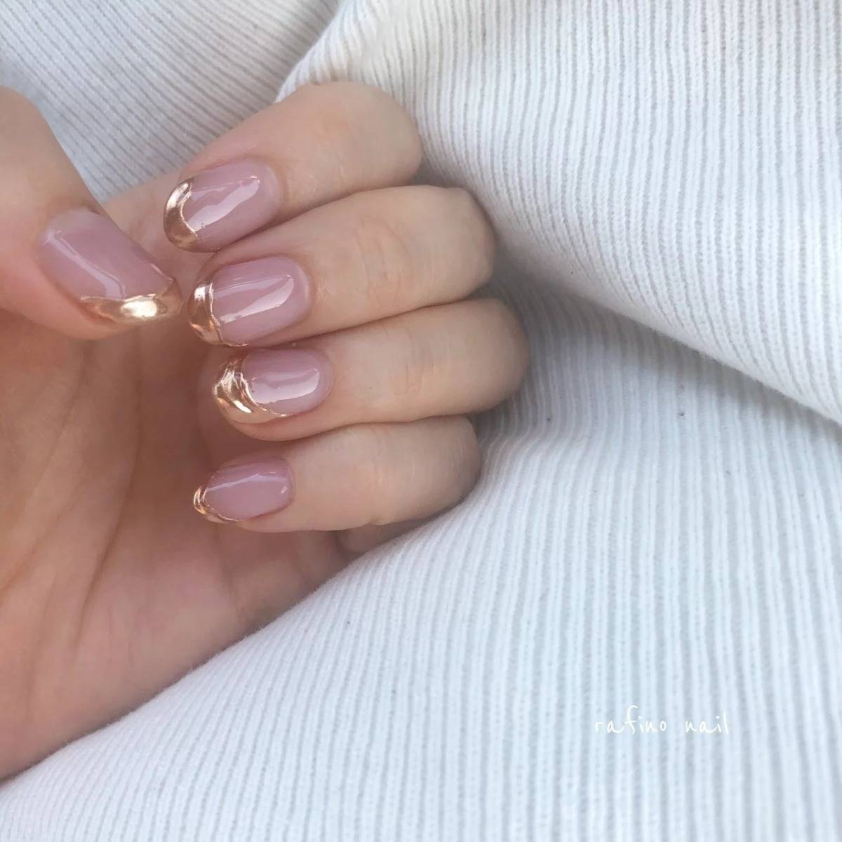 モーヴピンクネイル