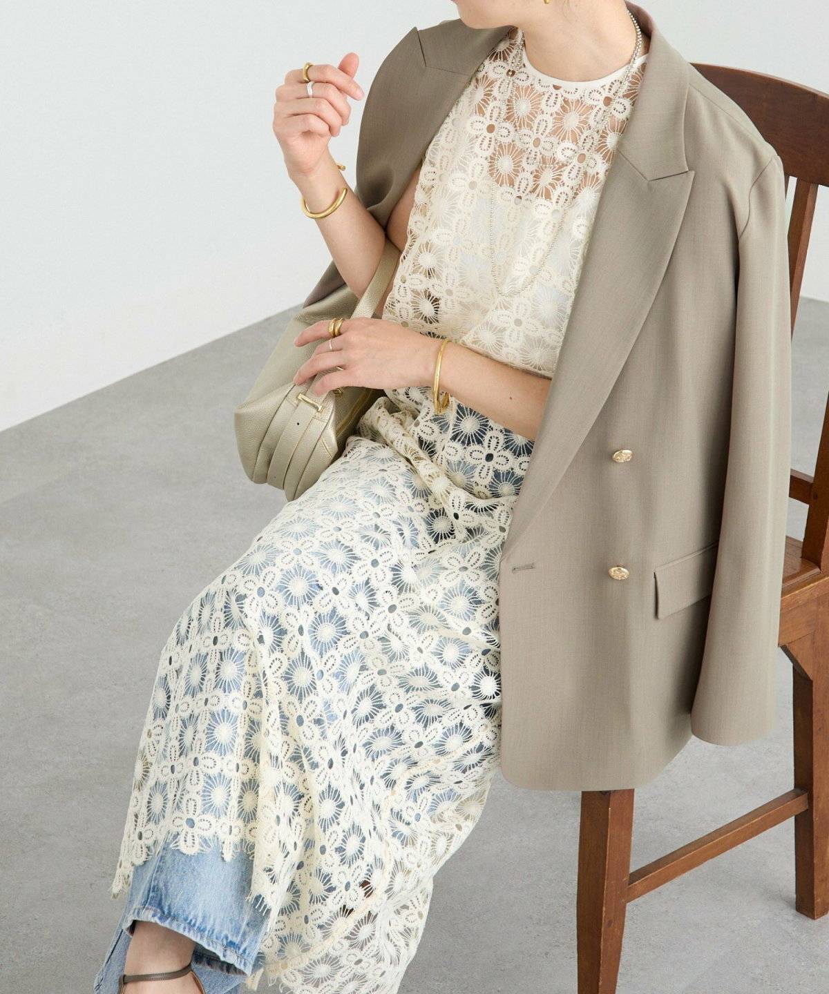 レイヤードを楽しむスタイル