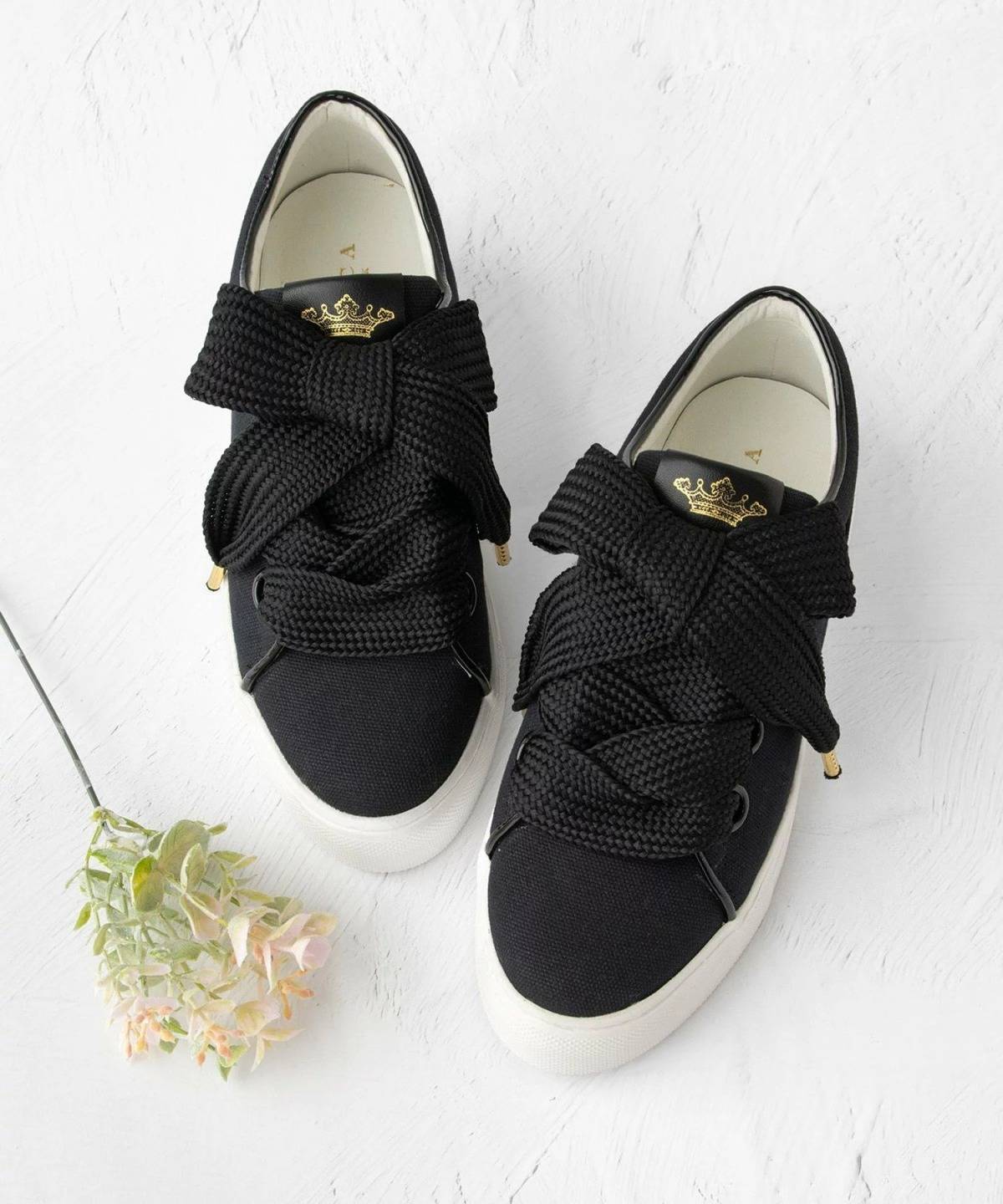 TOCCA BIGRIBBON CANVAS SNEAKERS スニーカー