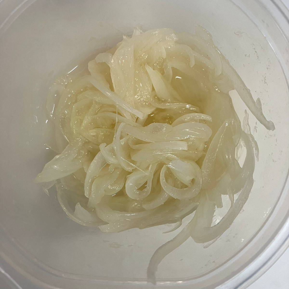 JAグループ公式の「バジル香る♡玉ねぎドレッシング」のレシピ