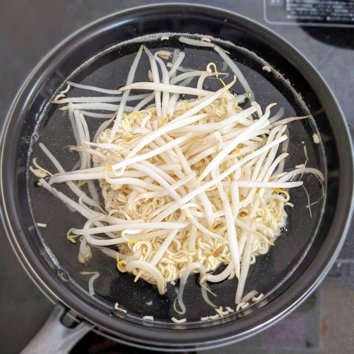 チャルメラ公式の「とろみもやしチャルメラ」のレシピ