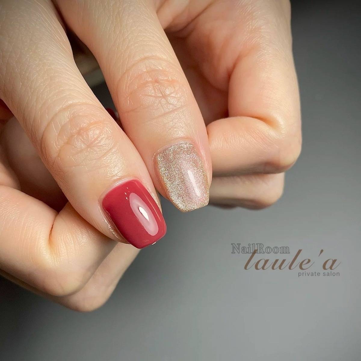 ボルドーと偏光マグネットのアシメネイル