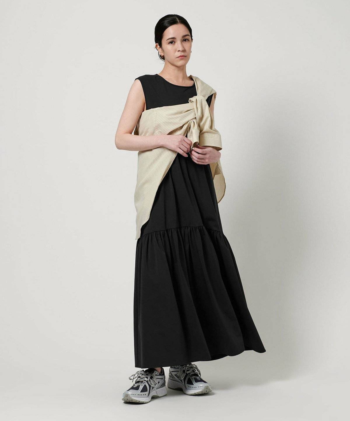 夏コーデの女性