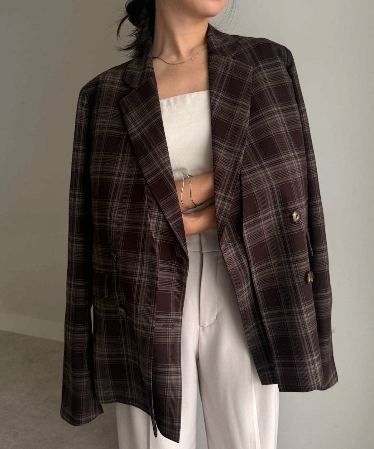 冬コーデの女性