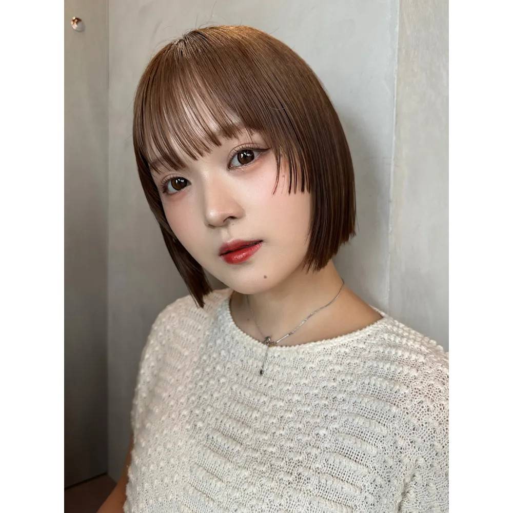 フェイスレイヤー×切りっぱなしボブ