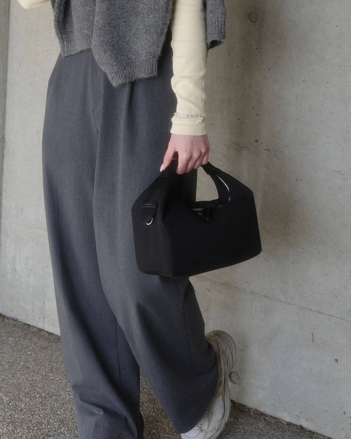 Misuzu IshigamiとREAIMERのコラボ2wayバッグ