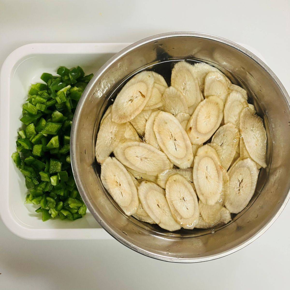 JAグループ公式の「牛蒡とニラのチャーハン」のレシピ