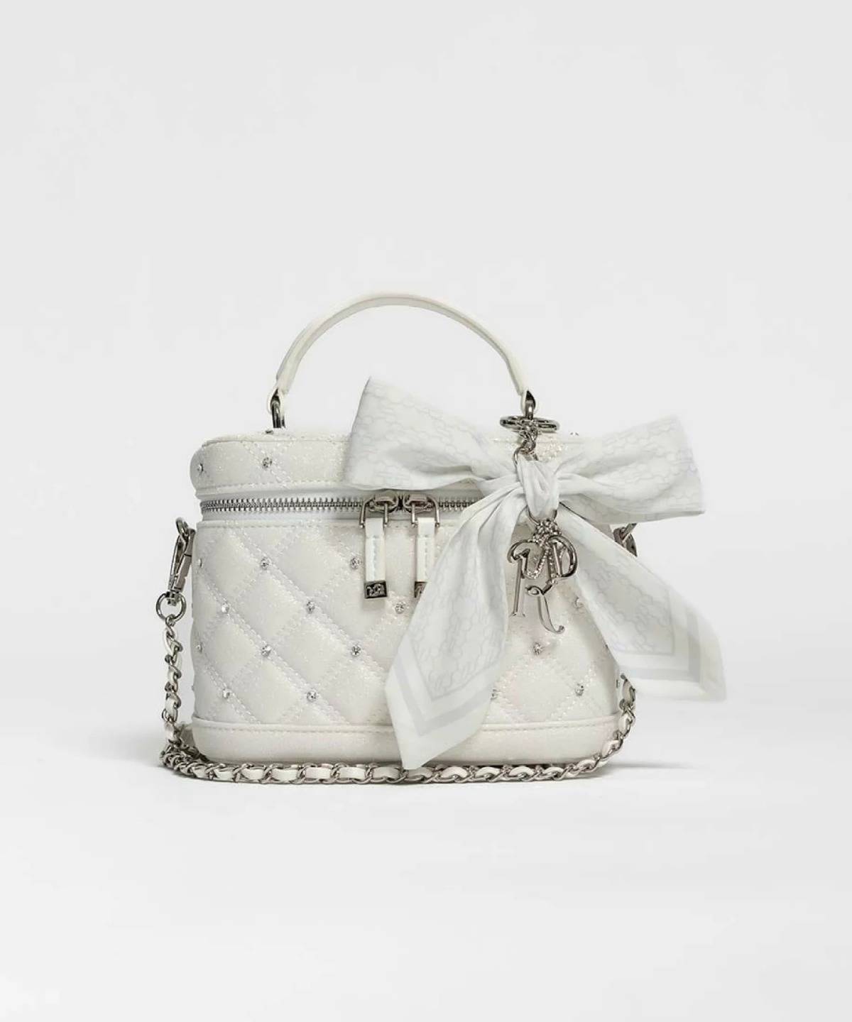 RANDA 2WAY リボンチャームキルティングバニティバッグ