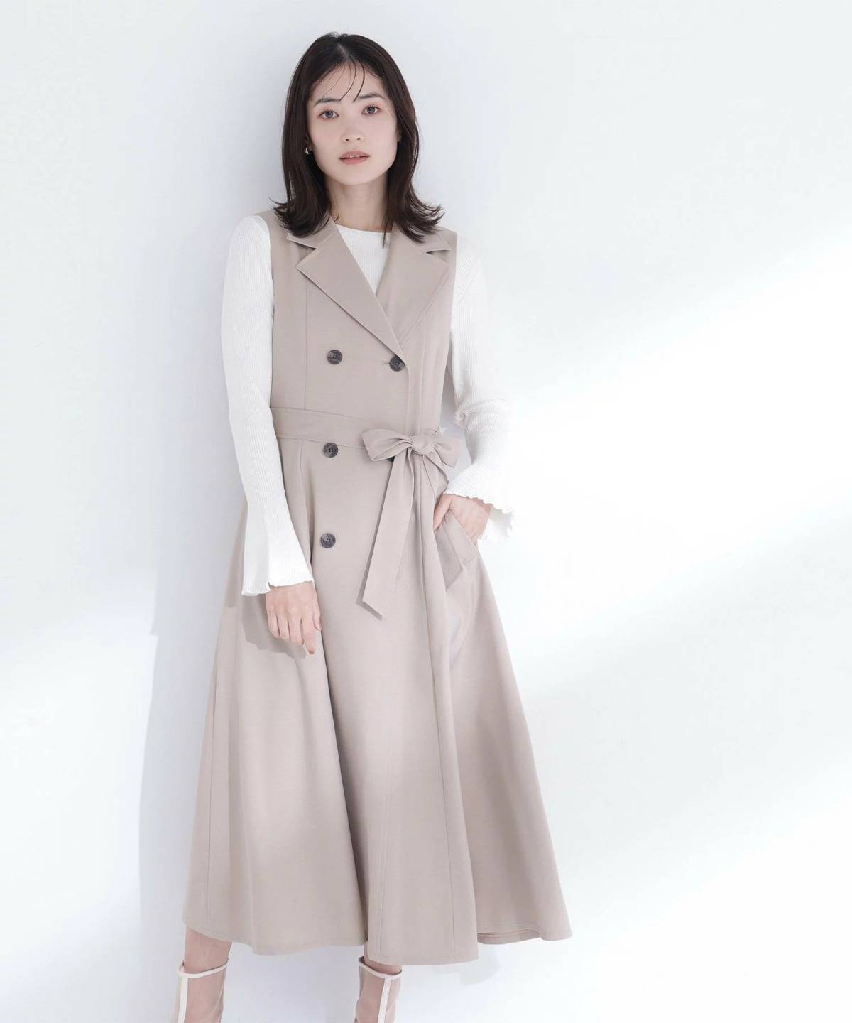 NATURAL BEAUTY BASIC トレンチジャンスカ