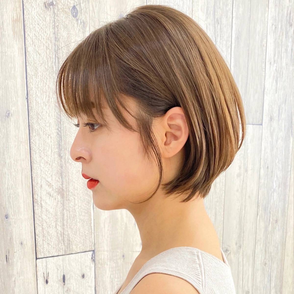 自然にまとまる耳掛けボブ