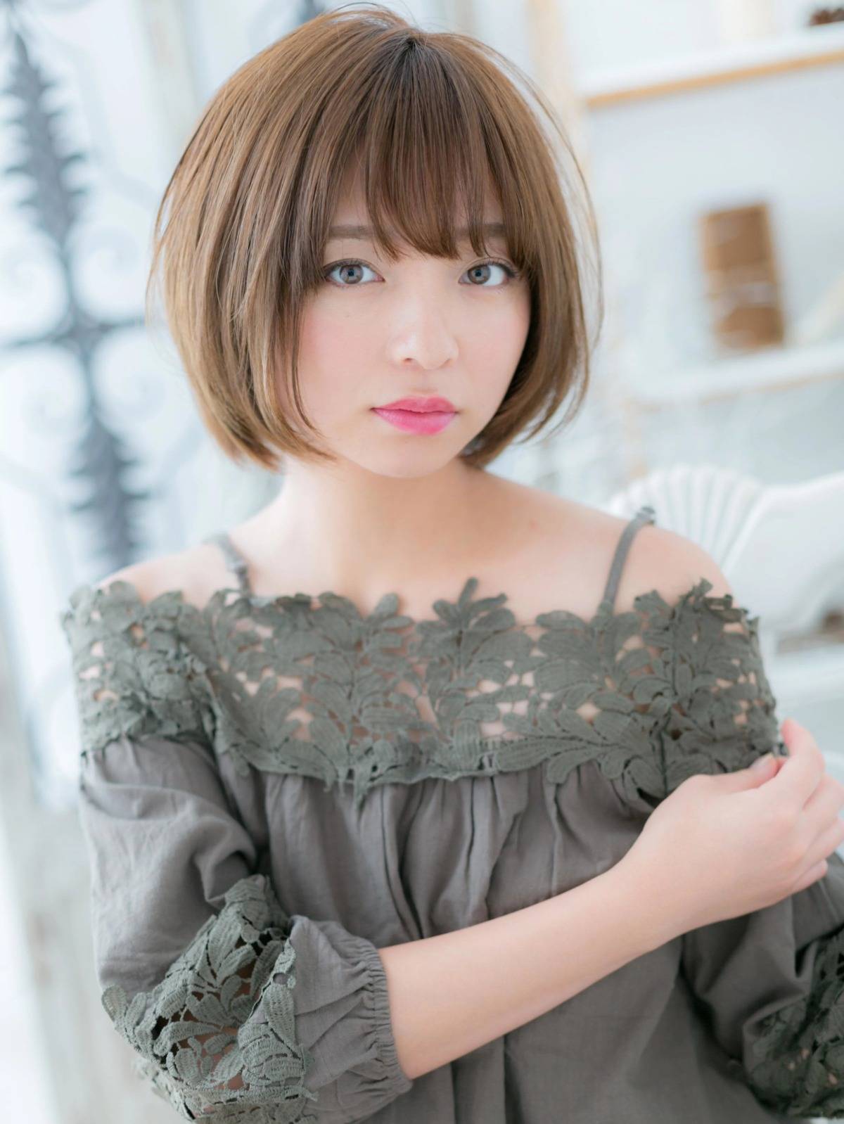 シンプル前下がりボブ