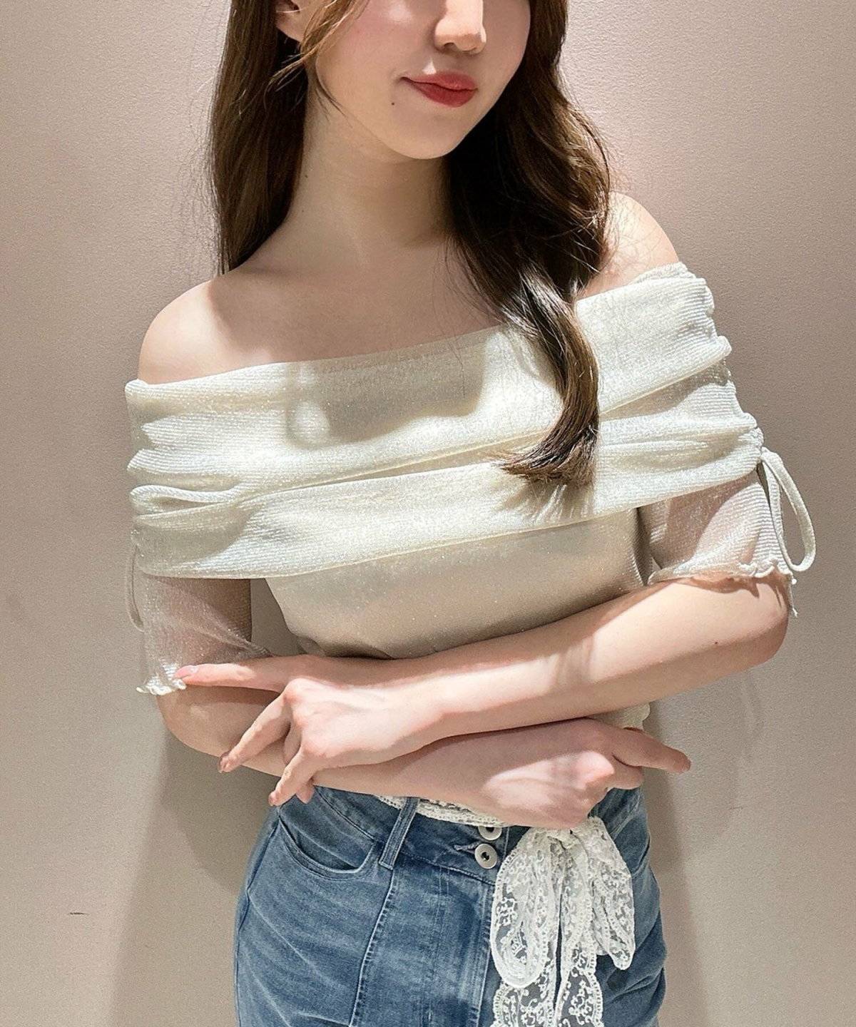 デニムパンツコーデ