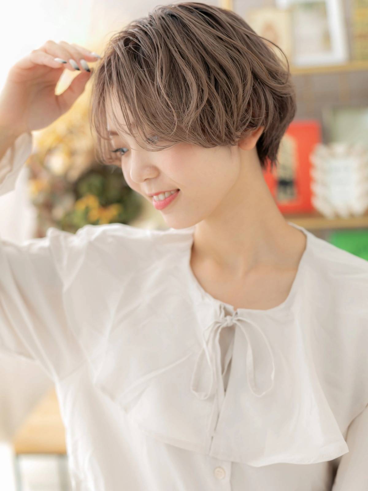 ニュアンスカラーのゆるショート