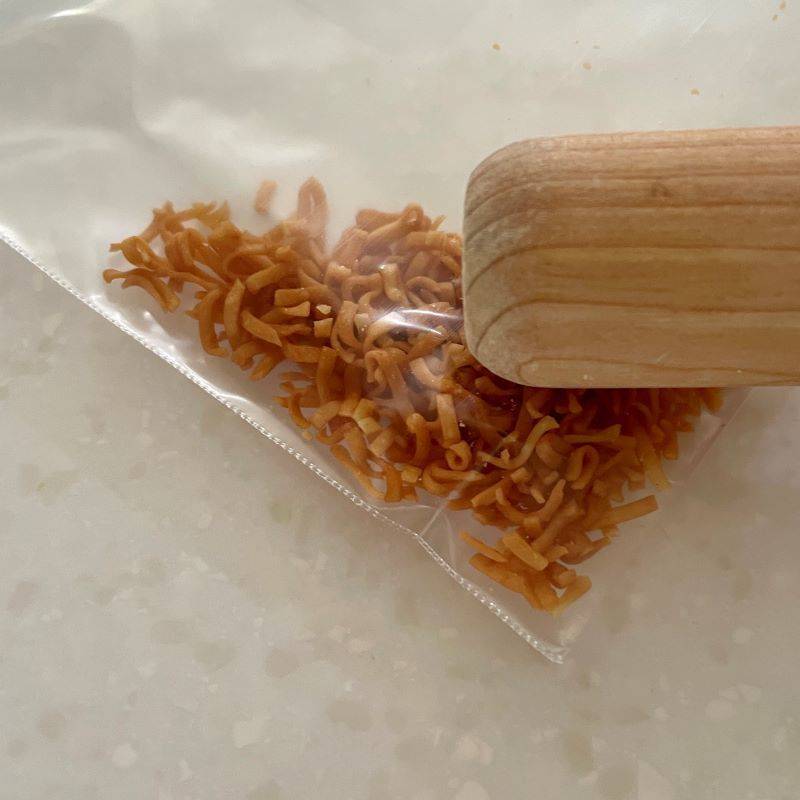 チキンラーメン公式の「簡単ヤバうま!ザクとろチキラーアイス」のレシピ