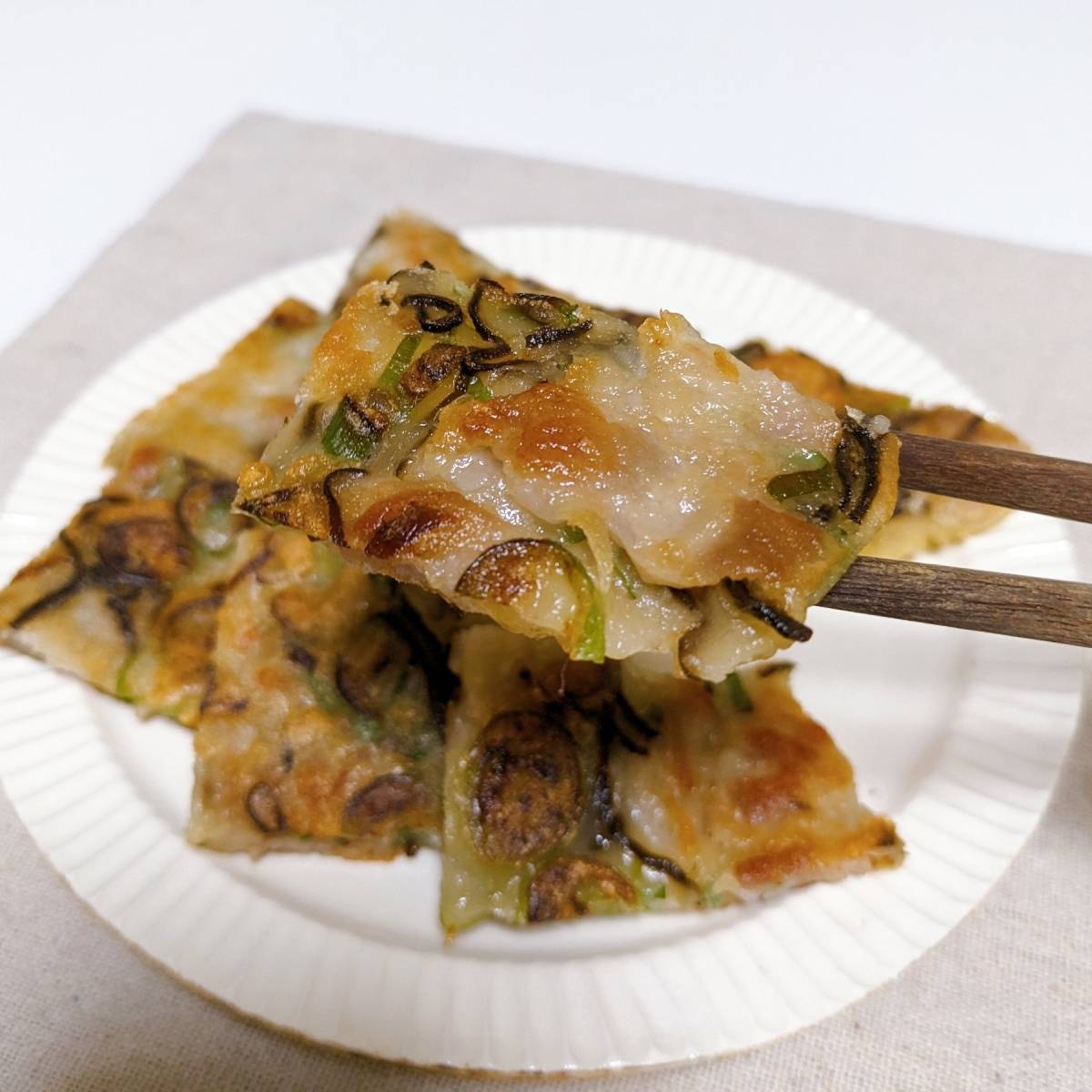 くらこん公式の「塩こんぶのねぎチヂミ」のレシピ