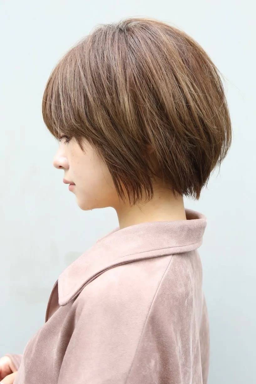 ナチュラル丸みショート