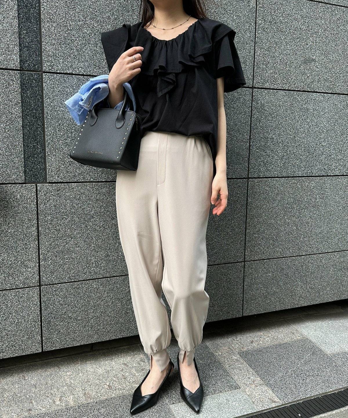 主役級トップス