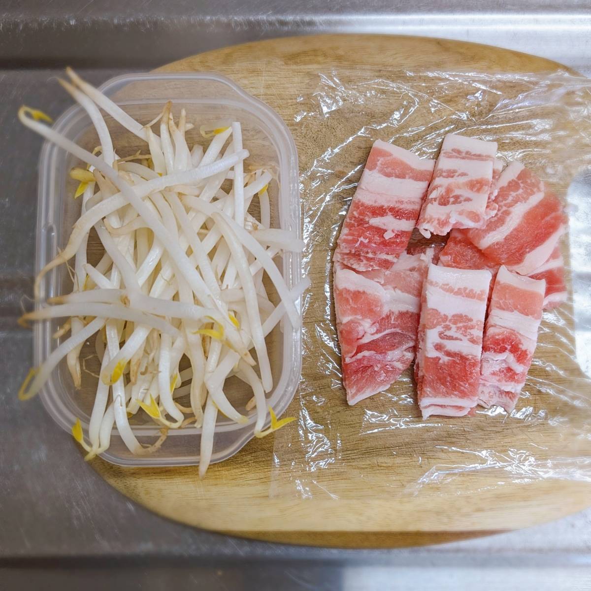 くらこん公式の「塩こんぶの中華丼」のレシピ