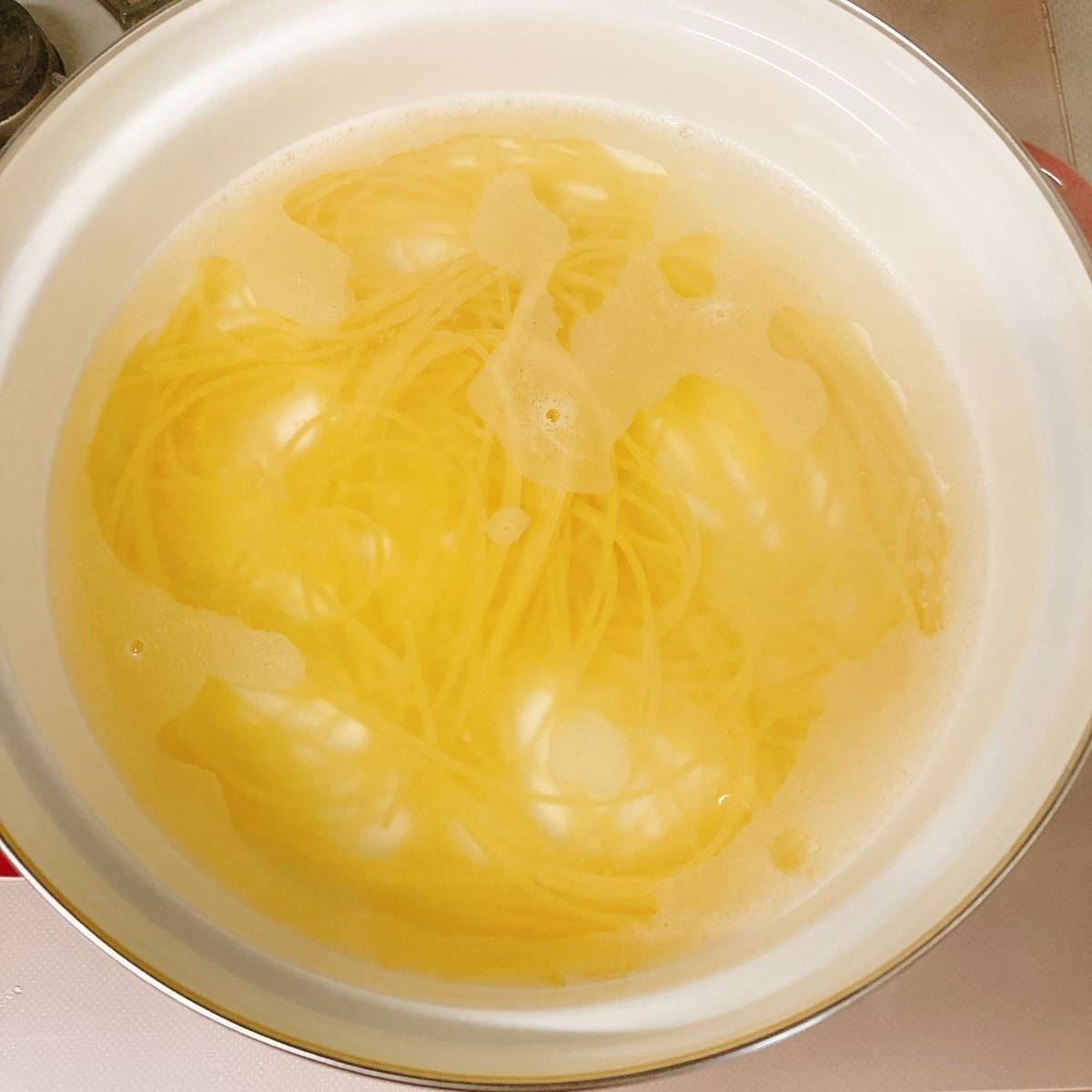 マ・マー公式の「ごぼうとにんじんの皮ごとミートスパゲティ」のレシピ