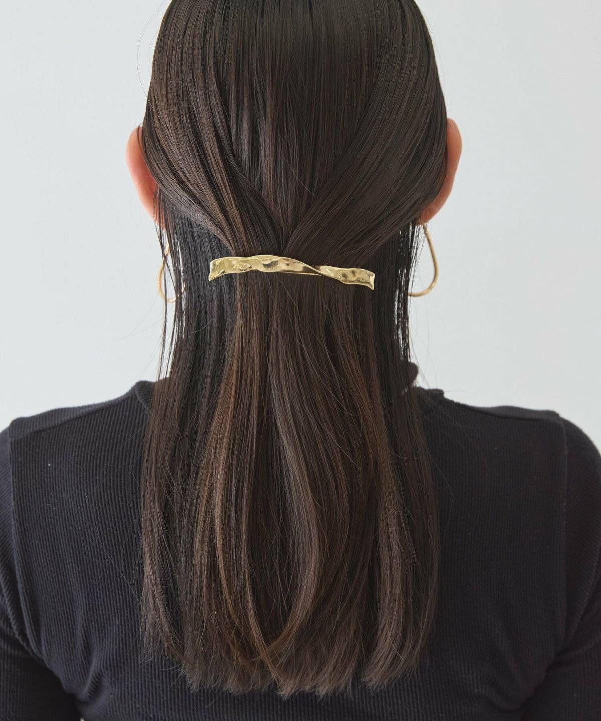 ハーフアップとバレッタ