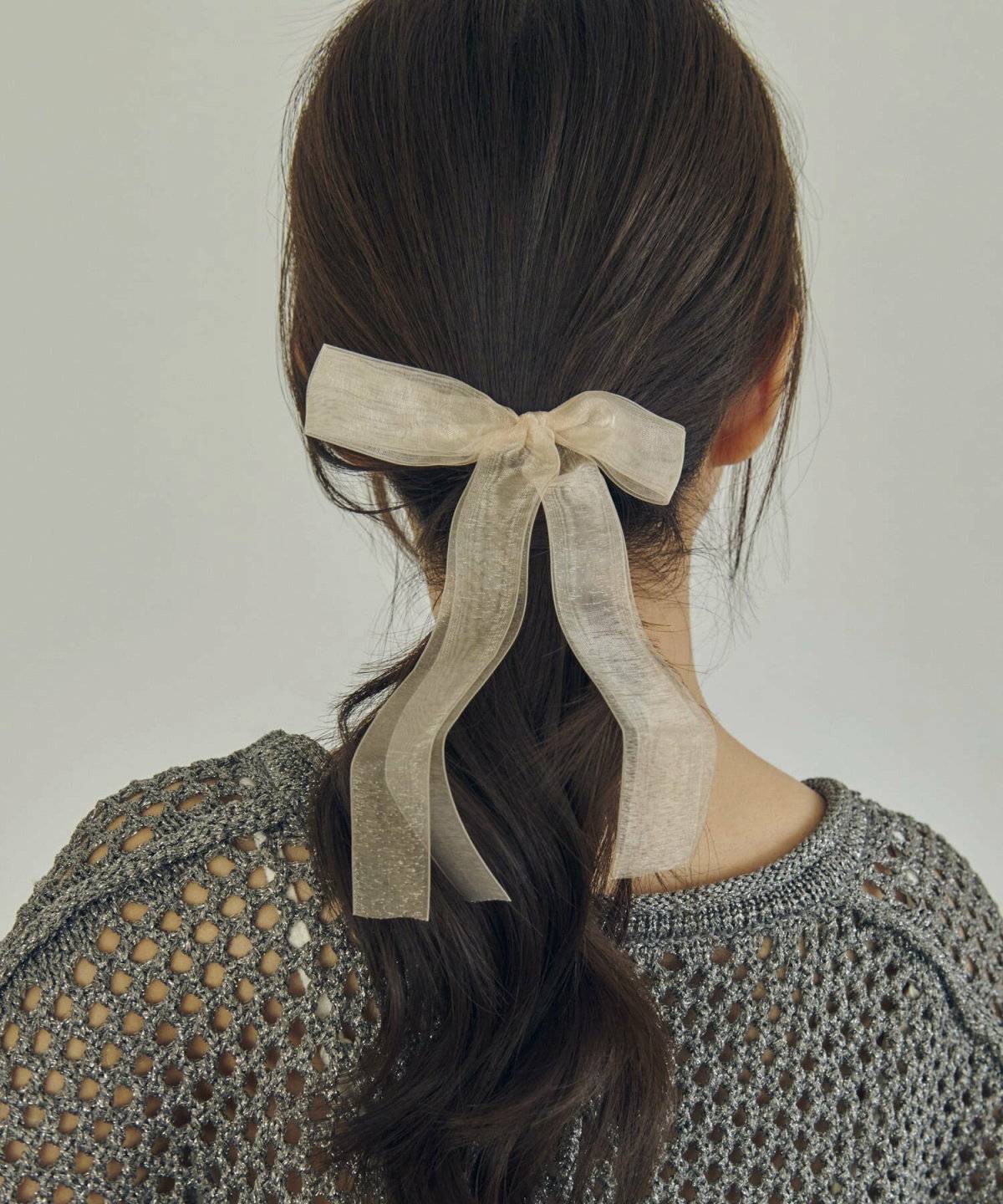 三角バレッタヘア