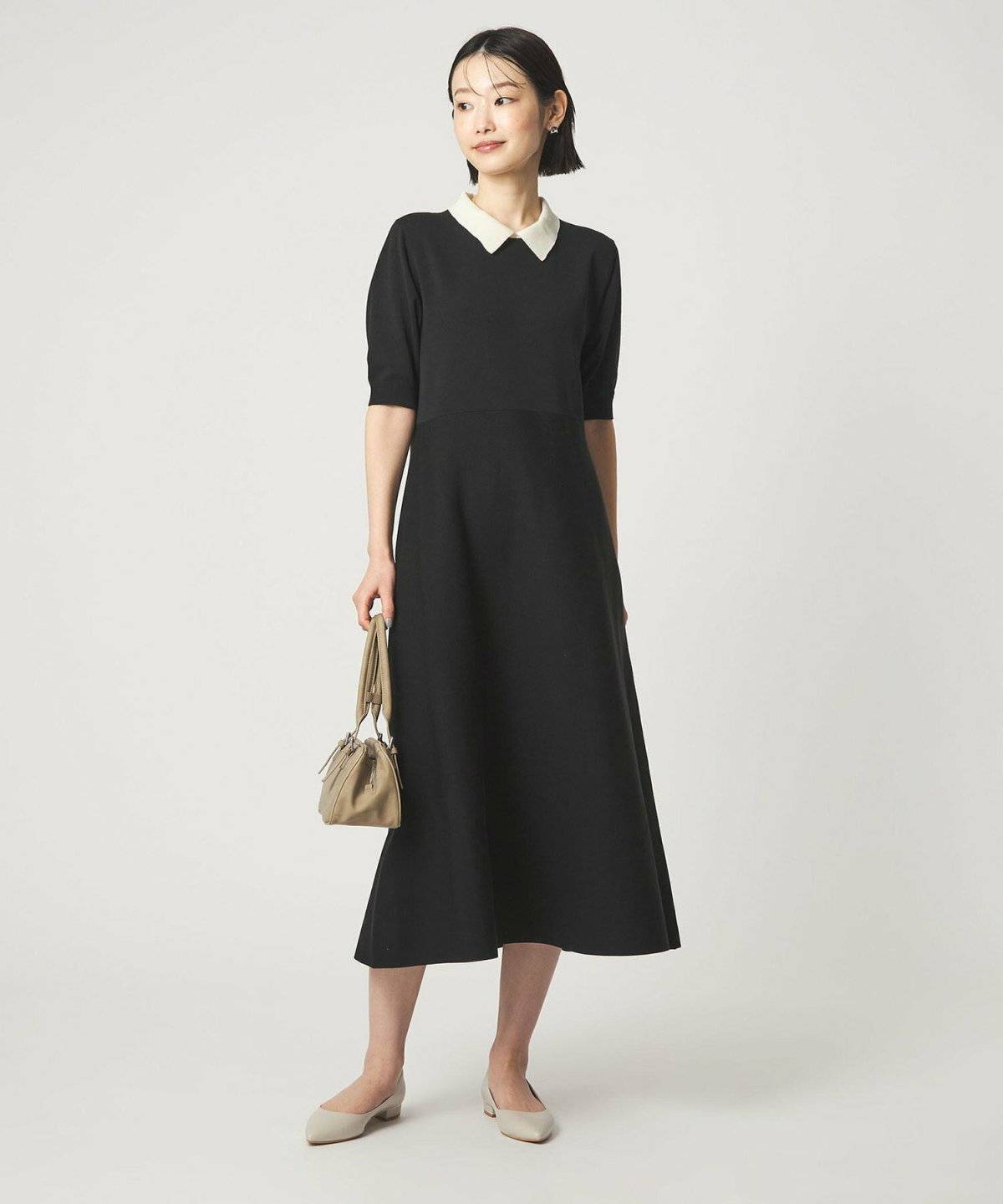 春コーデの女性