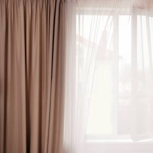 実は風水的にNGです。窓辺にあると健康運がガクンと落ちるもの5選