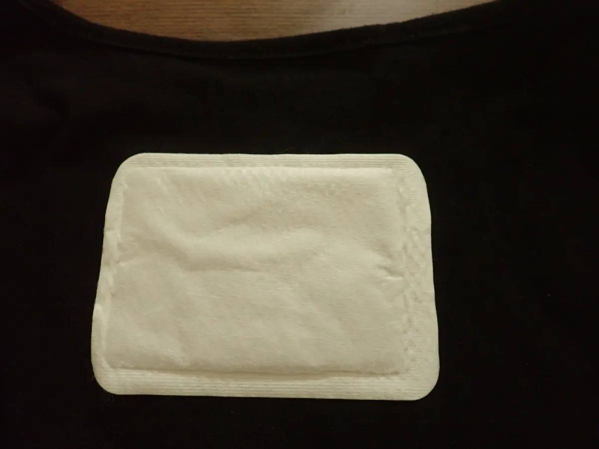 DAISO(ダイソー)：ほんわか低温カイロ貼るミニ5個入り