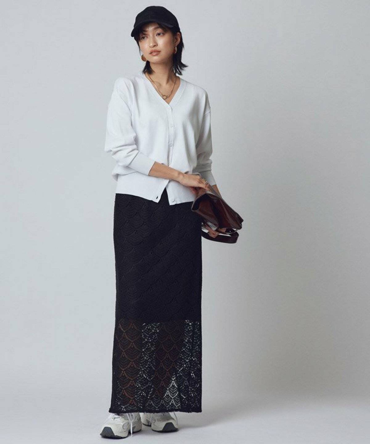 夏コーデの女性