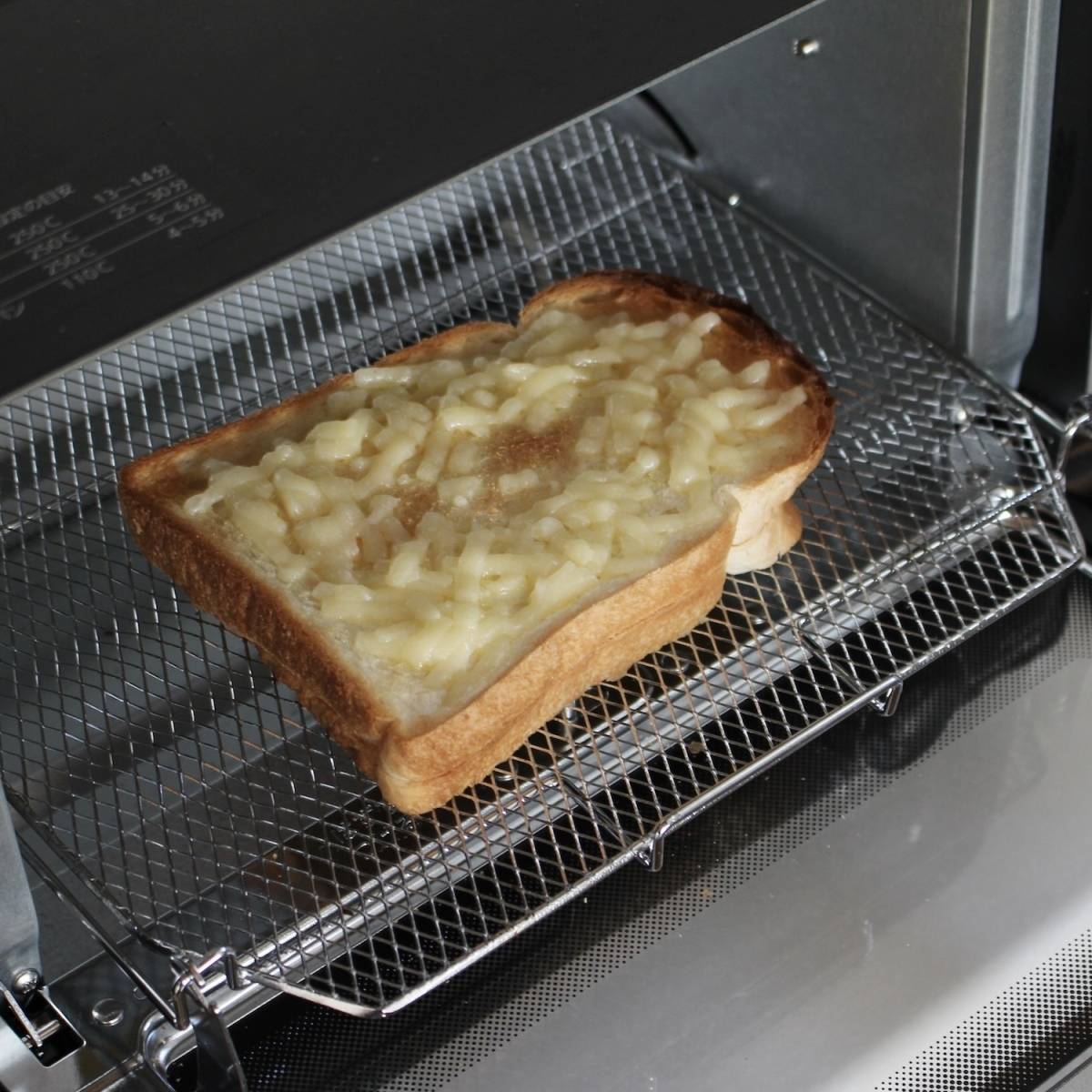 パスコ公式の「ベーコンエッグトースト」のレシピ