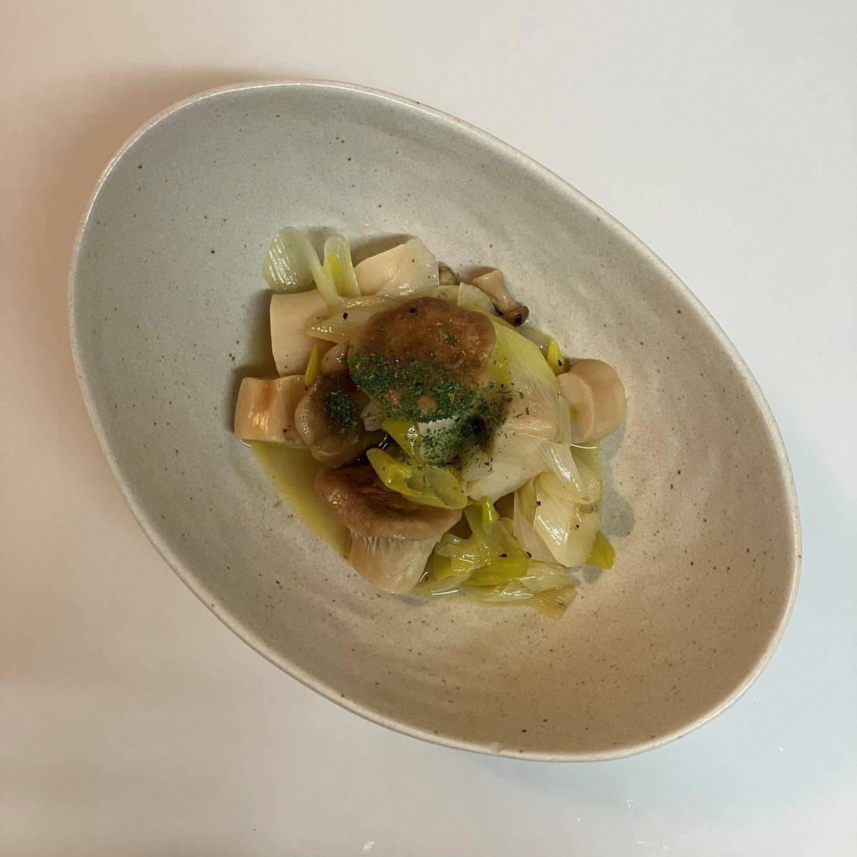 JAグループ公式の「エリンギのアワビ風バター炒め」のレシピ