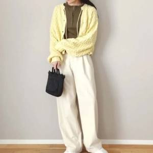 【2026年4月】カーディガンはこう着るのが正解！大人可愛い春コーデ5選