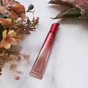 まるで目元パック。夜塗って朝までもっちり「アスタリフト」のアイクリーム