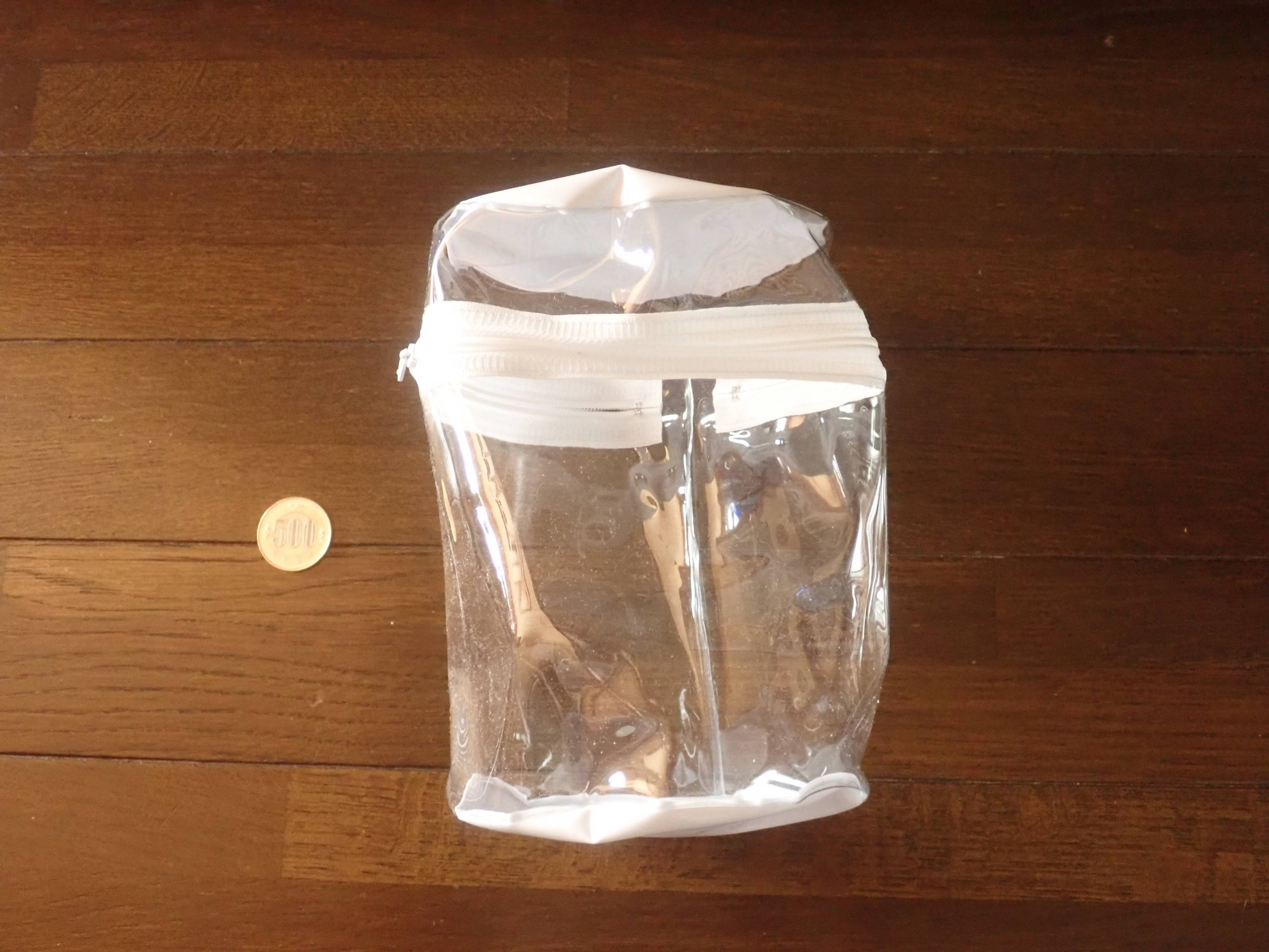 ダイソーのぬいポーチ(円筒)