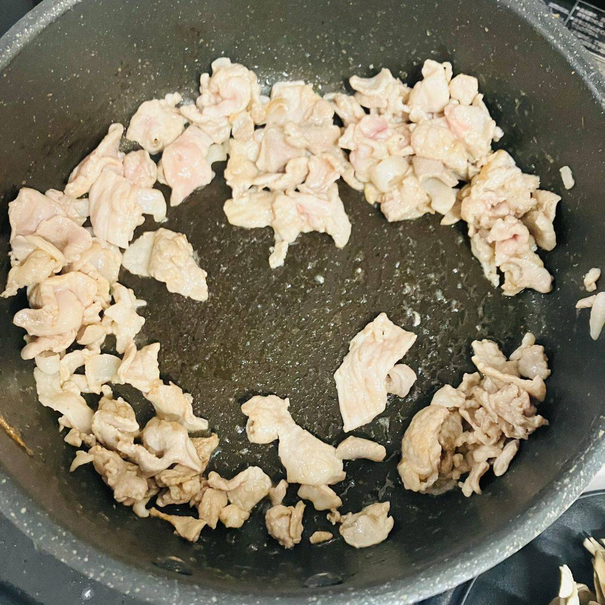 JAグループ公式の「ブロッコリーとまいたけと豚肉の炒め物」のレシピ