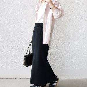 UNIQLOスカートが鬼のように使える……。雨の日に最適なコーデ