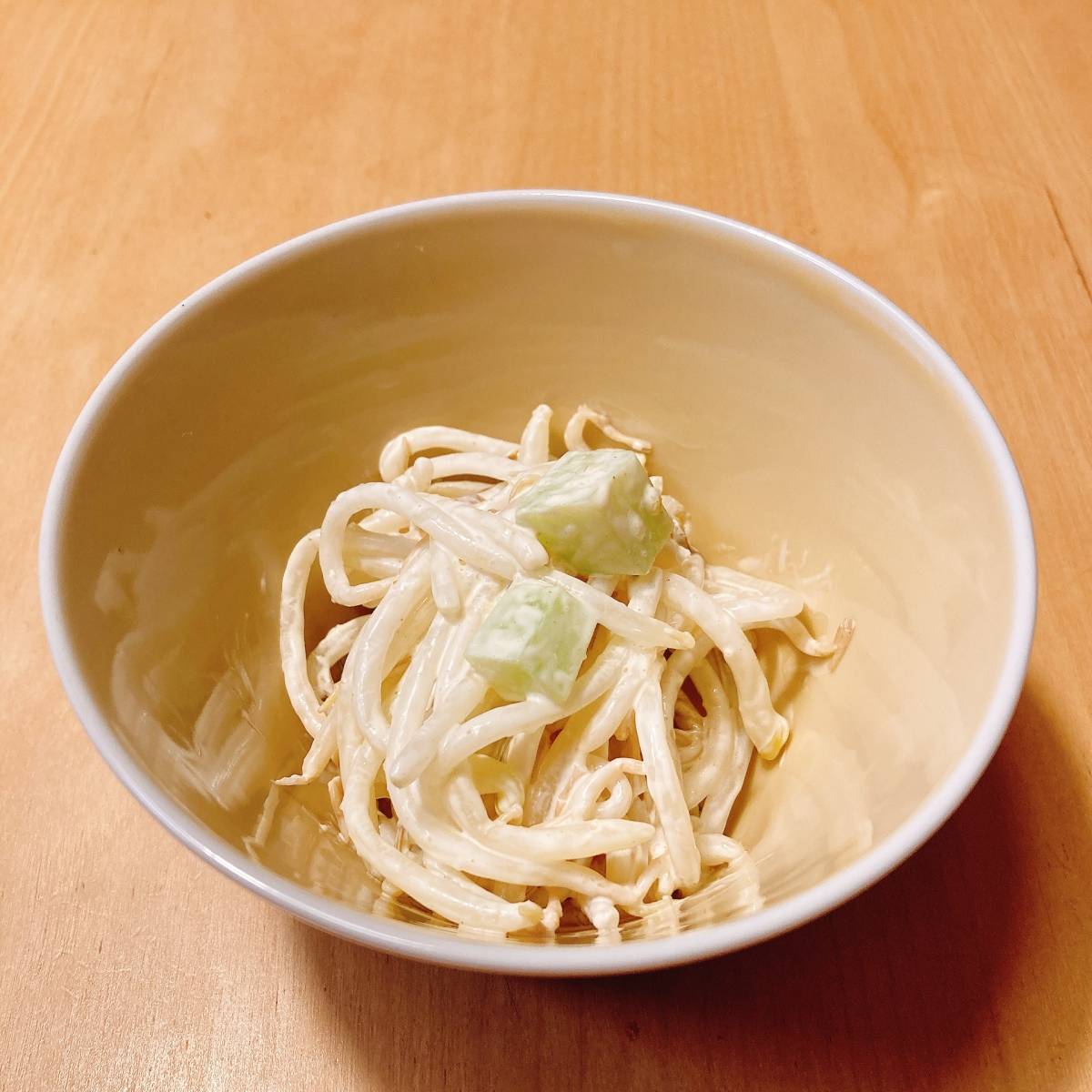 JAグループ公式の「もやしとブロッコリーの芯の梅マヨサラダ」のレシピ