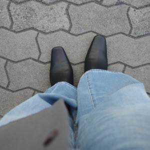 スクエアトゥが大人っぽい。さっと履いて瞬で洗練「TODAYFUL」サボシューズ